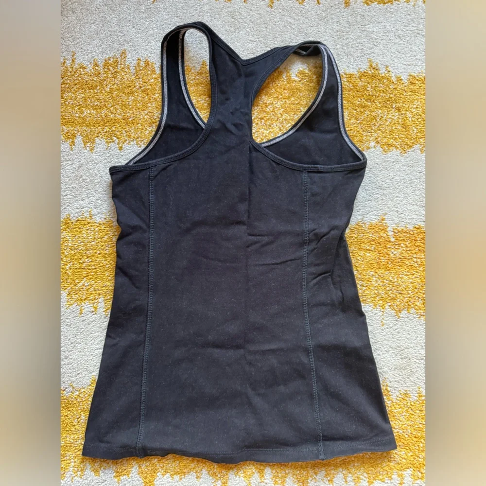 People Tree set Black & Purple Yoga Athletic Cross Back Tops & Cropped Leggings - Picture 6 of 10